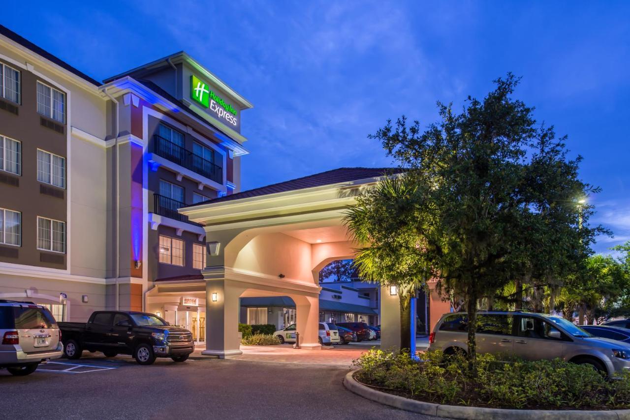 Holiday Inn Express Tampa North Telecom Park, An Ihg Hotel Exterior photo